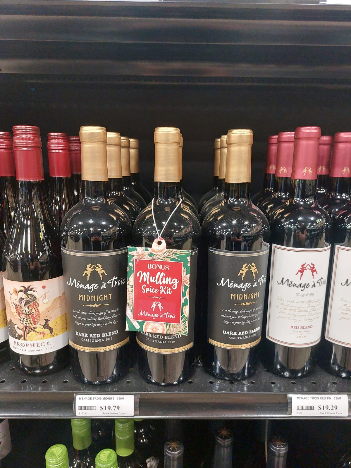 Ménage à Trois at SLGA