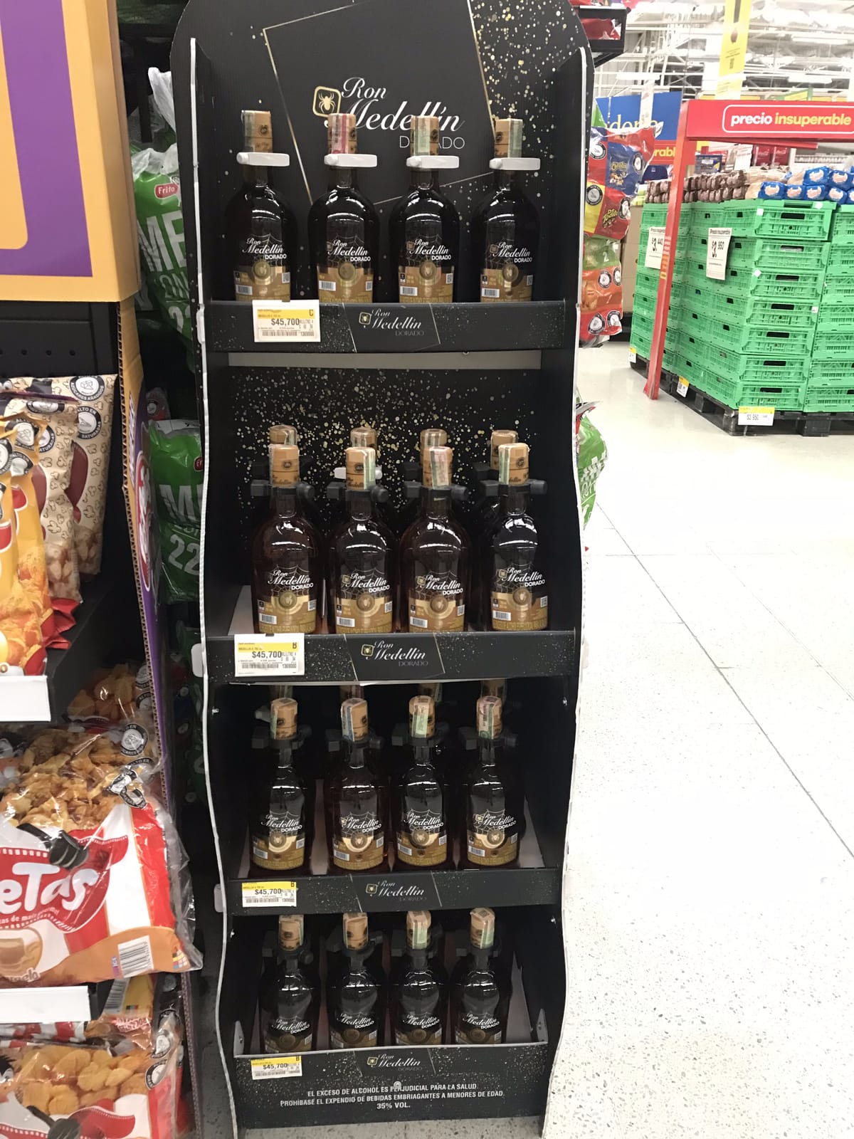 Ron Medellín at Systembolaget