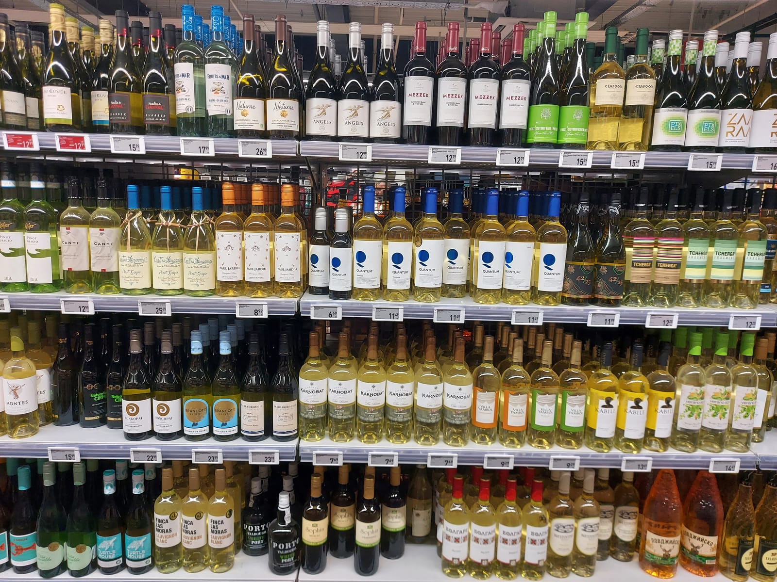 Mezzek at Systembolaget
